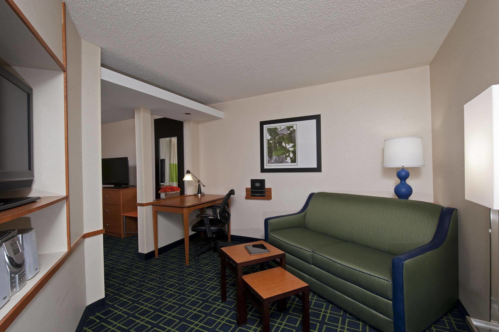 Fairfield Inn & Suites By Marriott Chicago Naperville Buitenkant foto