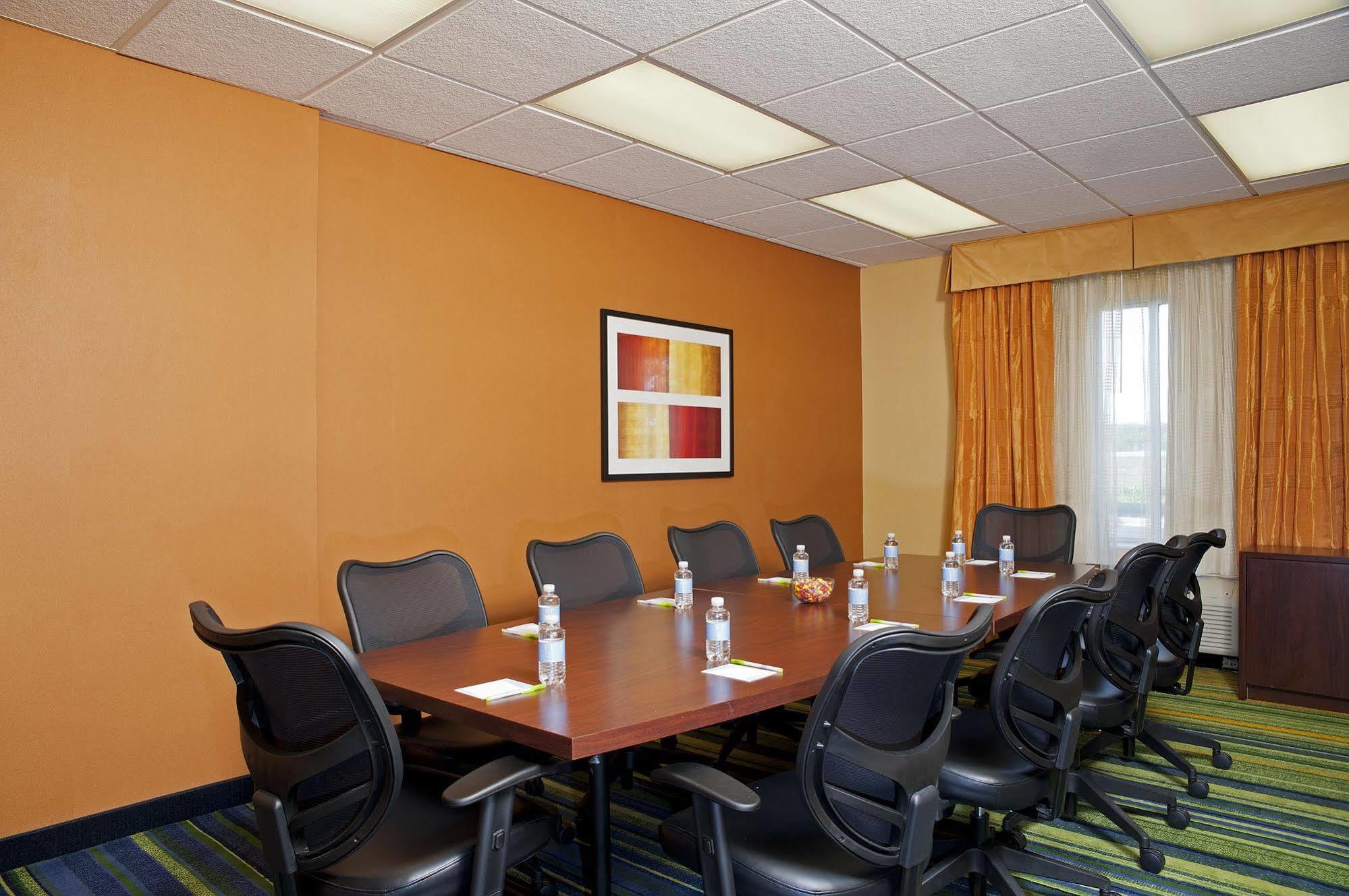 Fairfield Inn & Suites By Marriott Chicago Naperville Buitenkant foto